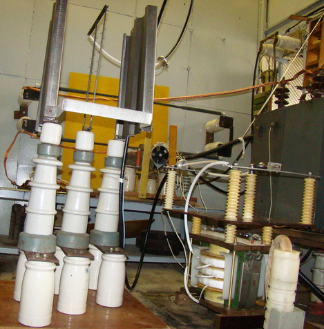 Макет електродної системи для стримерного розряду